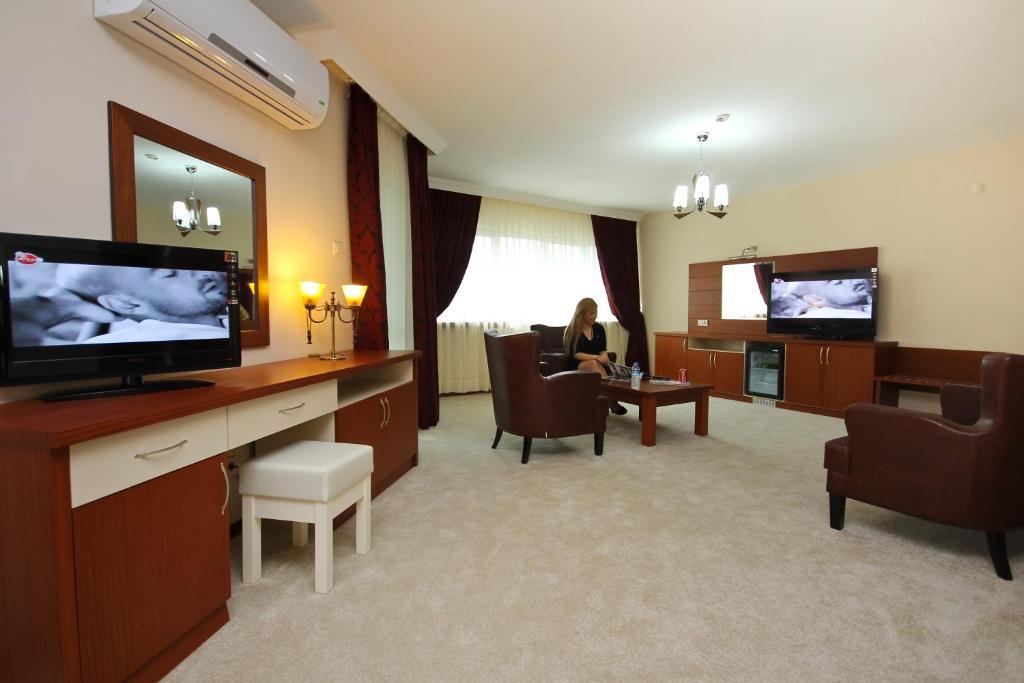 Petek Hotel Mugla Rom bilde