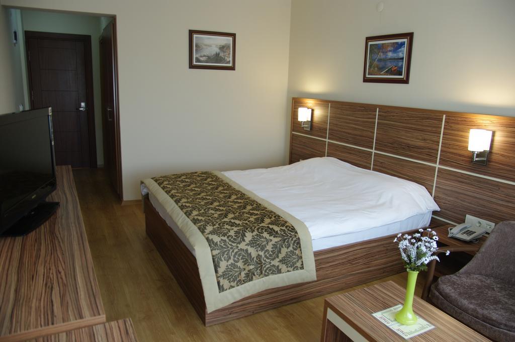 Petek Hotel Mugla Eksteriør bilde