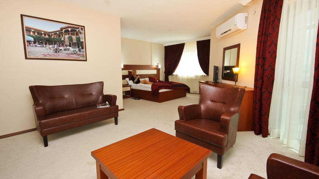 Petek Hotel Mugla Rom bilde